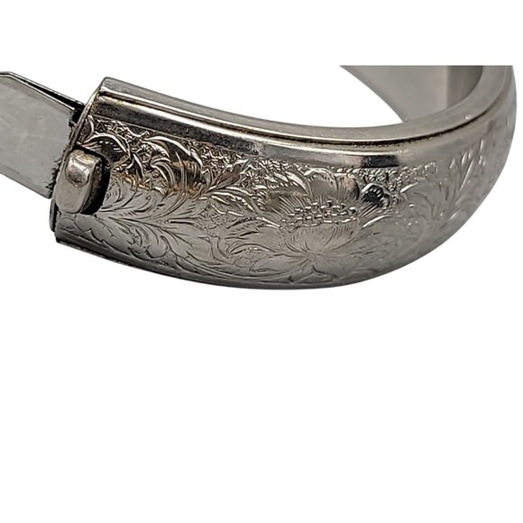 Floral Etched Hinged Bangle Bracelet Size 6.5" Vintage 16mm Wide - Picture 3 of 7